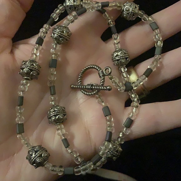 Vintage Glass bead W/metal beads Necklace 18in - Picture 3 of 5